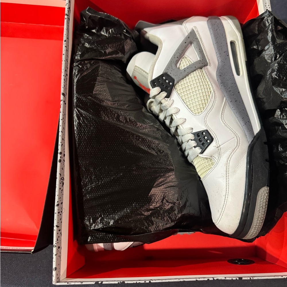 Jordan 4 White Cement 2012